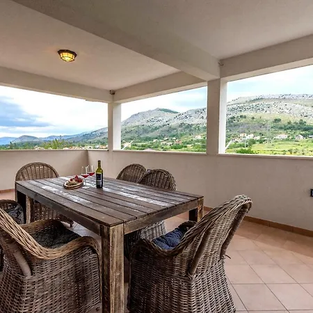 Vila Olive Tree With Secluded Pool - Happy Tugare
